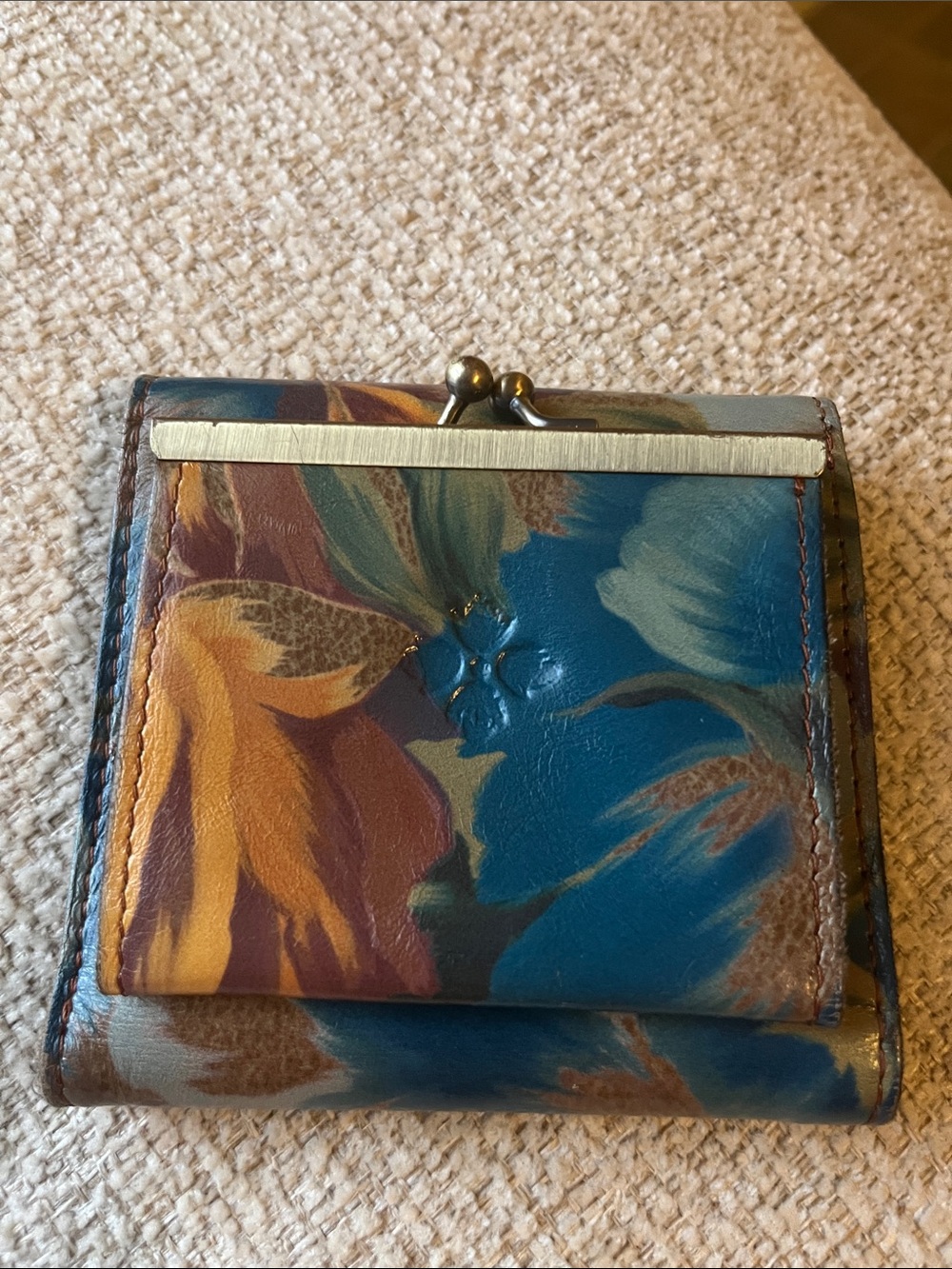 Patricia Nash Bi-Fold Leather Wallet in the vibrant Marigold Harvest seaso - Picture 6 of 10